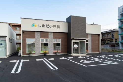 外観、駐車場